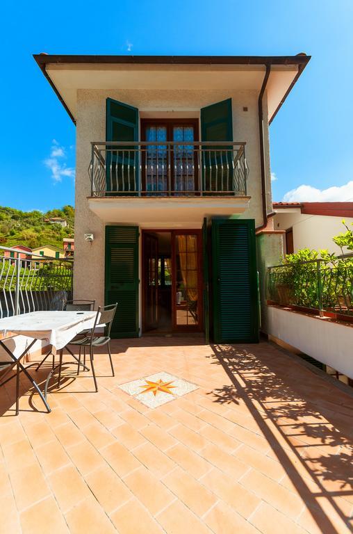 Apartamento Il Tiglio Moneglia Exterior foto